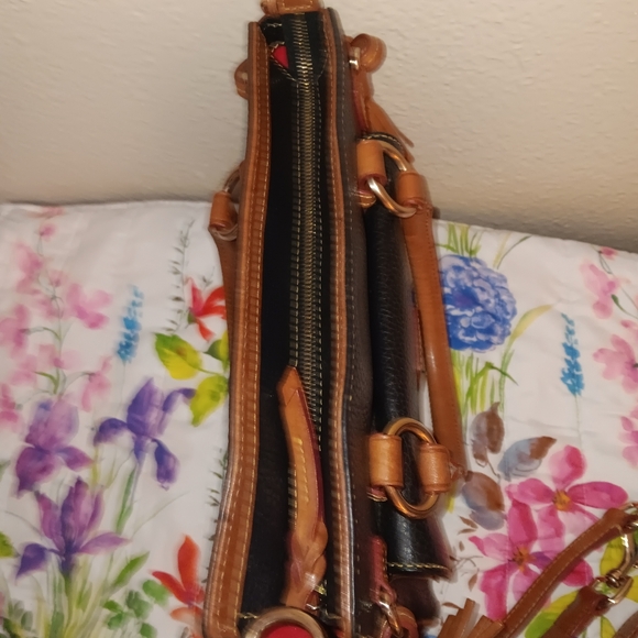 Dooney bourke pebble leather pocket satchel - Picture 3 of 10